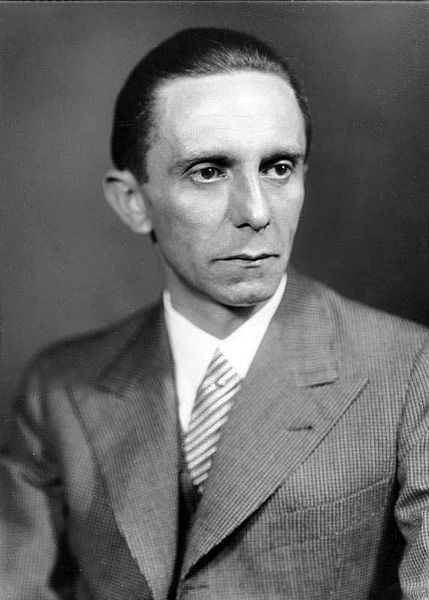 429px-bundesarchiv_bild_146-1968-101-20a_joseph_goebbels